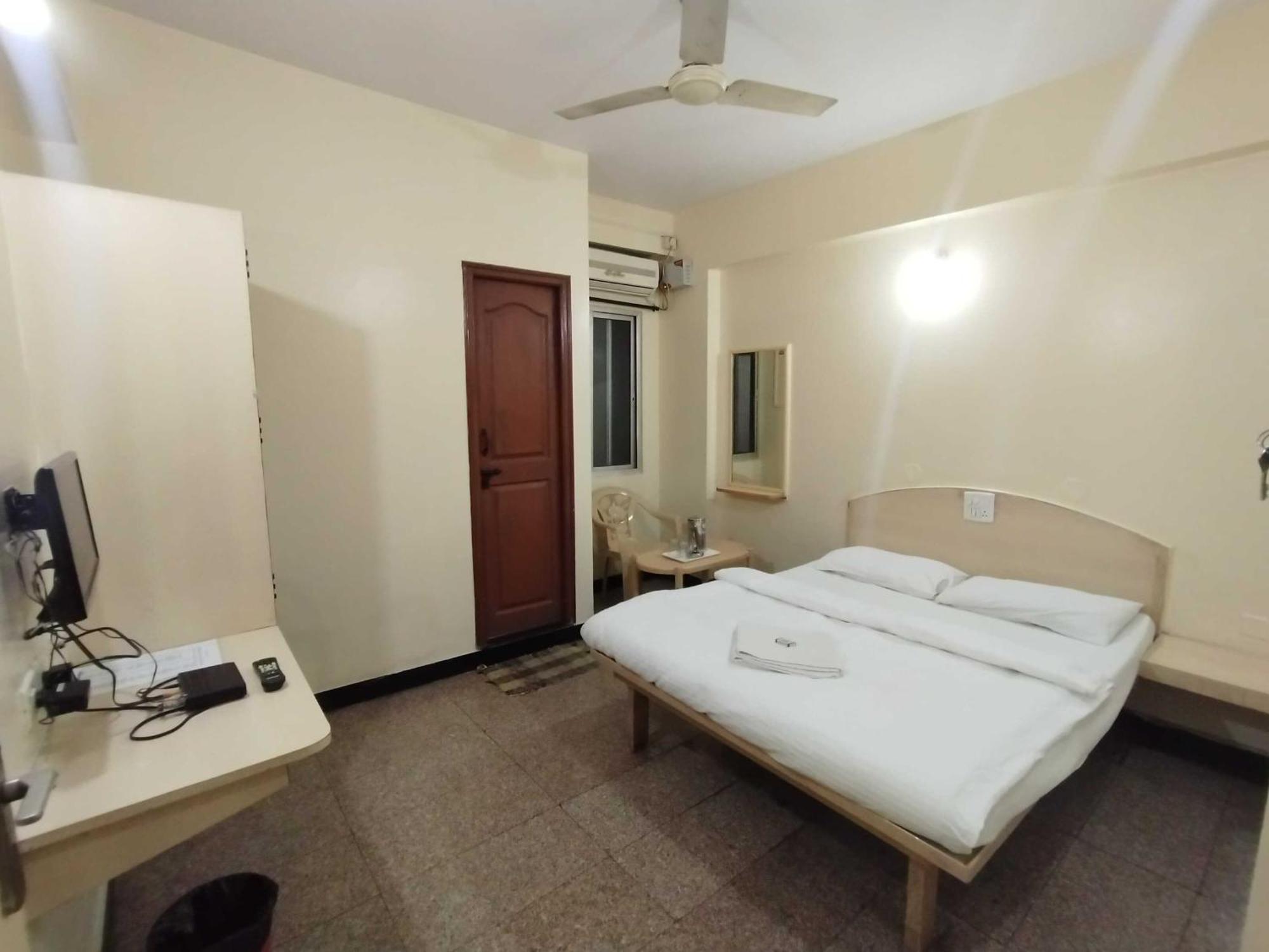Hotel O Sri Vijaya Palace Lodging Bangalore Exterior photo